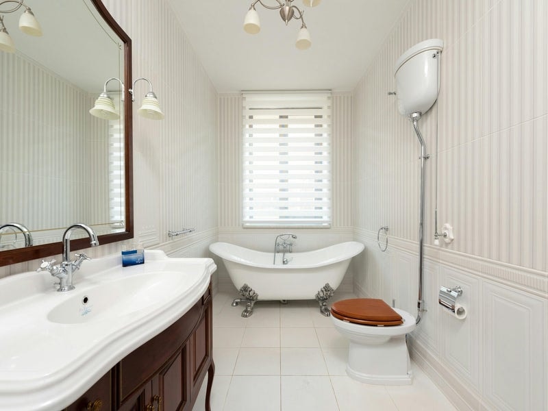 Classic bathroom collection